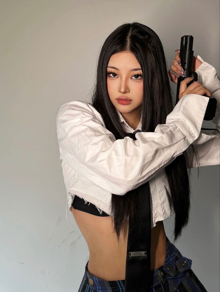 A cozy shot with Sassy girls — straight from Pune